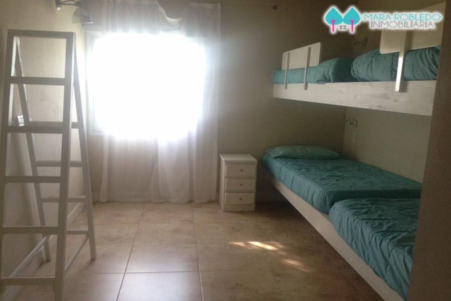 Costa Esmeralda,Buenos Aires,Argentina,4 Bedrooms Bedrooms,4 BathroomsBathrooms,Casas,GOLF 2 LOTE 579,5540