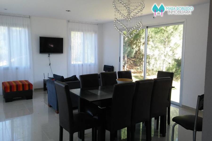 Costa Esmeralda,Buenos Aires,Argentina,4 Bedrooms Bedrooms,4 BathroomsBathrooms,Casas,GOLF 2 LOTE 640,5543