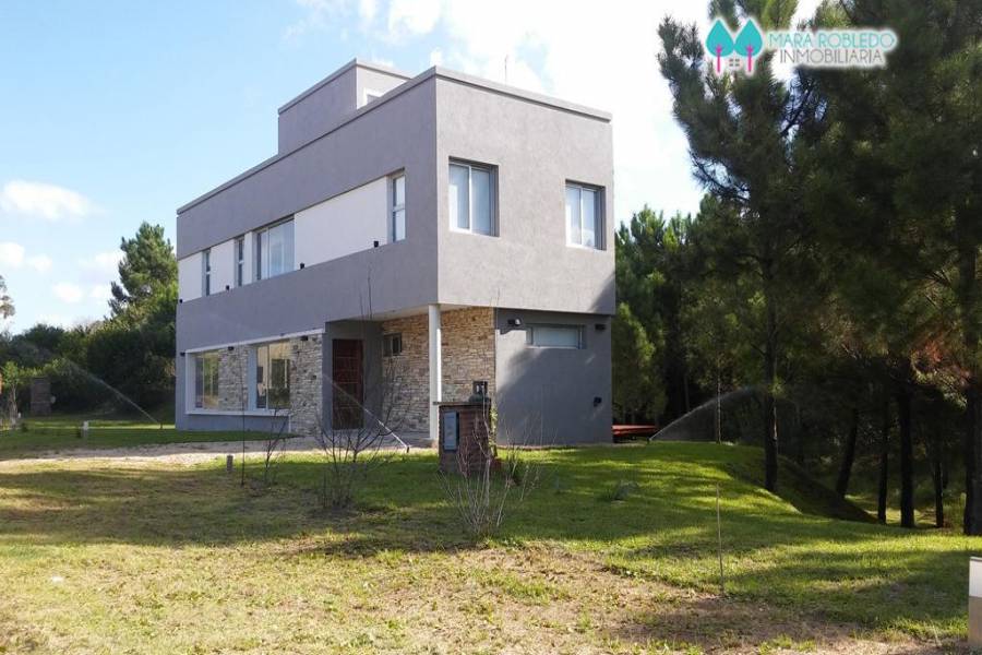 Costa Esmeralda,Buenos Aires,Argentina,4 Bedrooms Bedrooms,4 BathroomsBathrooms,Casas,GOLF 2 LOTE 640,5543