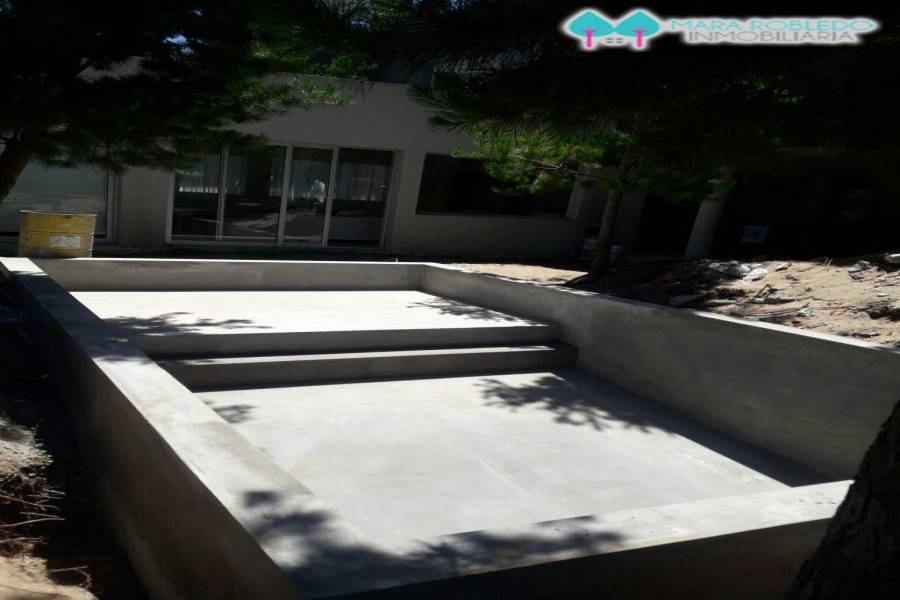 Costa Esmeralda,Buenos Aires,Argentina,4 Bedrooms Bedrooms,4 BathroomsBathrooms,Casas,GOLF 2 LOTE 640,5543