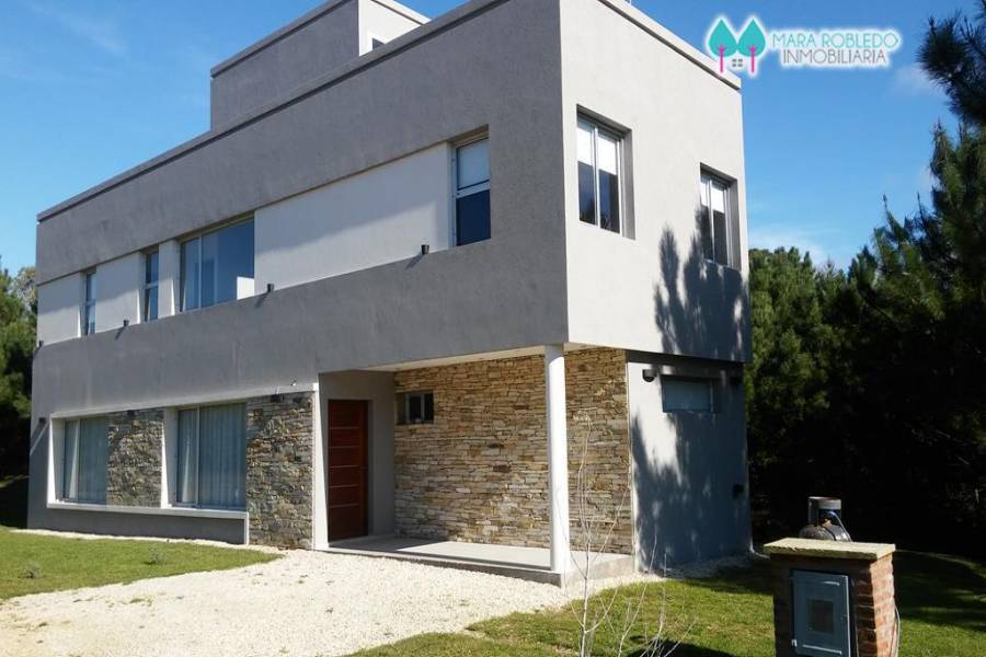 Costa Esmeralda,Buenos Aires,Argentina,4 Bedrooms Bedrooms,4 BathroomsBathrooms,Casas,GOLF 2 LOTE 640,5543