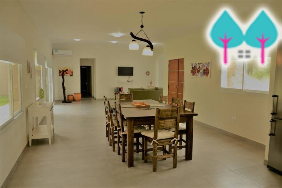 Costa Esmeralda,Buenos Aires,Argentina,4 Bedrooms Bedrooms,3 BathroomsBathrooms,Casas,GOLF 2 LOTE 653,5545