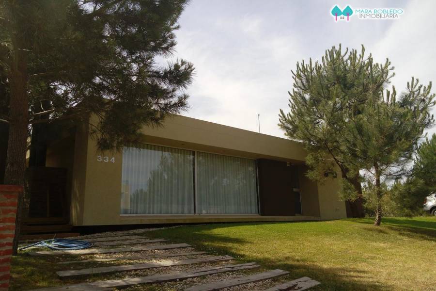 Costa Esmeralda,Buenos Aires,Argentina,4 Bedrooms Bedrooms,4 BathroomsBathrooms,Casas,RESIDENCIAL 1 # 334 ,5549