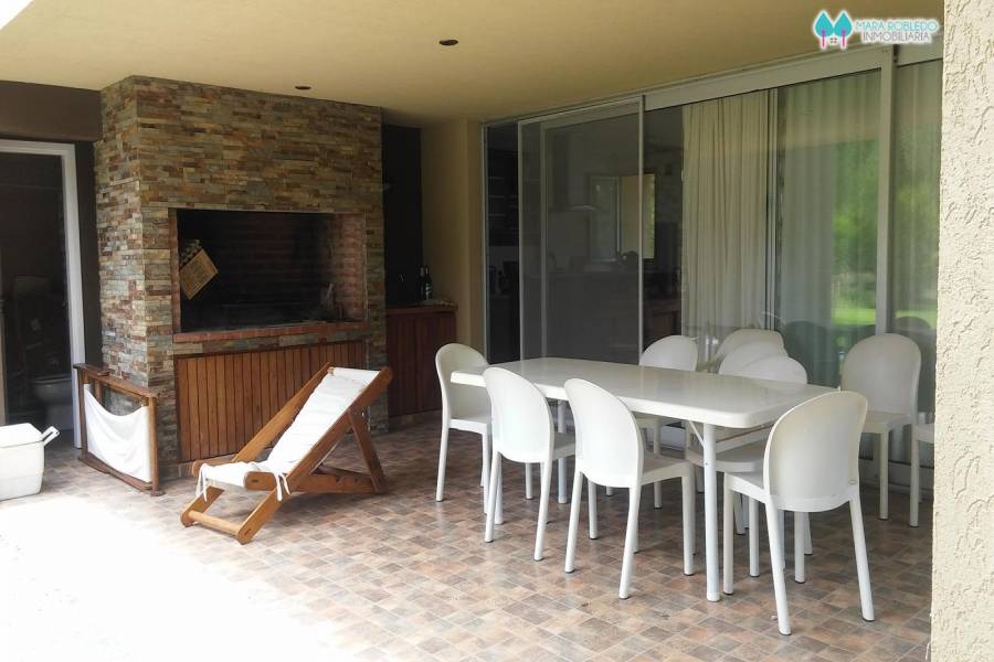 Costa Esmeralda,Buenos Aires,Argentina,4 Bedrooms Bedrooms,4 BathroomsBathrooms,Casas,RESIDENCIAL 1 # 334 ,5549