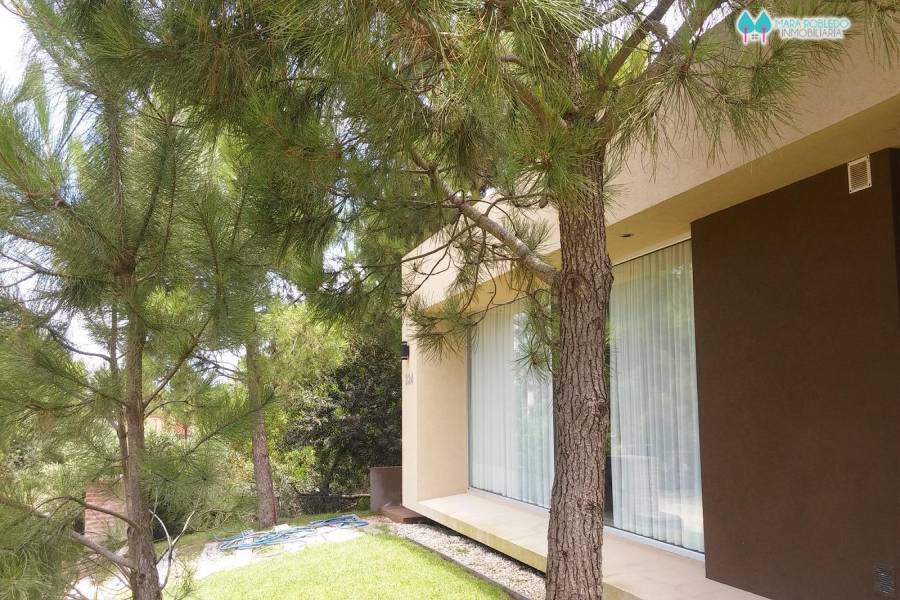 Costa Esmeralda,Buenos Aires,Argentina,4 Bedrooms Bedrooms,4 BathroomsBathrooms,Casas,RESIDENCIAL 1 # 334 ,5549