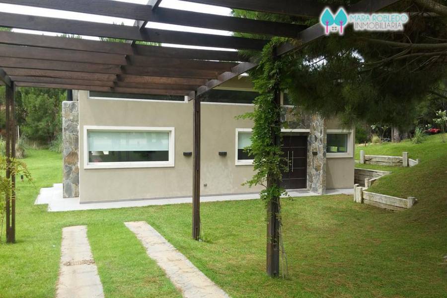 Costa Esmeralda,Buenos Aires,Argentina,3 Bedrooms Bedrooms,3 BathroomsBathrooms,Casas,RESIDENCIAL 1 LOTE 146,5552