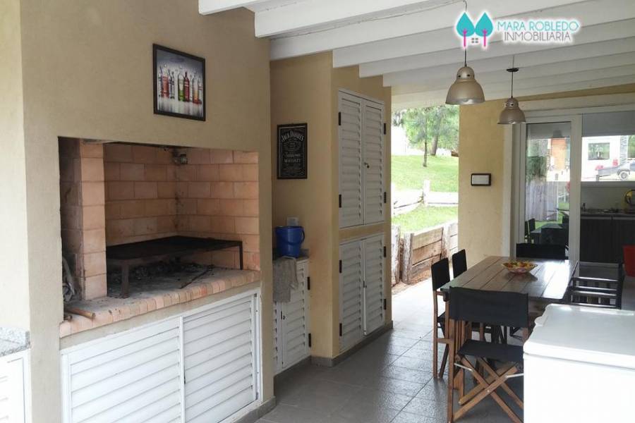 Costa Esmeralda,Buenos Aires,Argentina,3 Bedrooms Bedrooms,3 BathroomsBathrooms,Casas,RESIDENCIAL 1 LOTE 146,5552