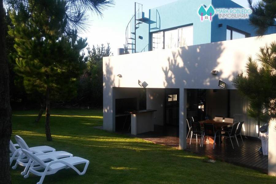 Costa Esmeralda,Buenos Aires,Argentina,3 Bedrooms Bedrooms,3 BathroomsBathrooms,Casas,RESIDENCIAL 1 LOTE 210,5555