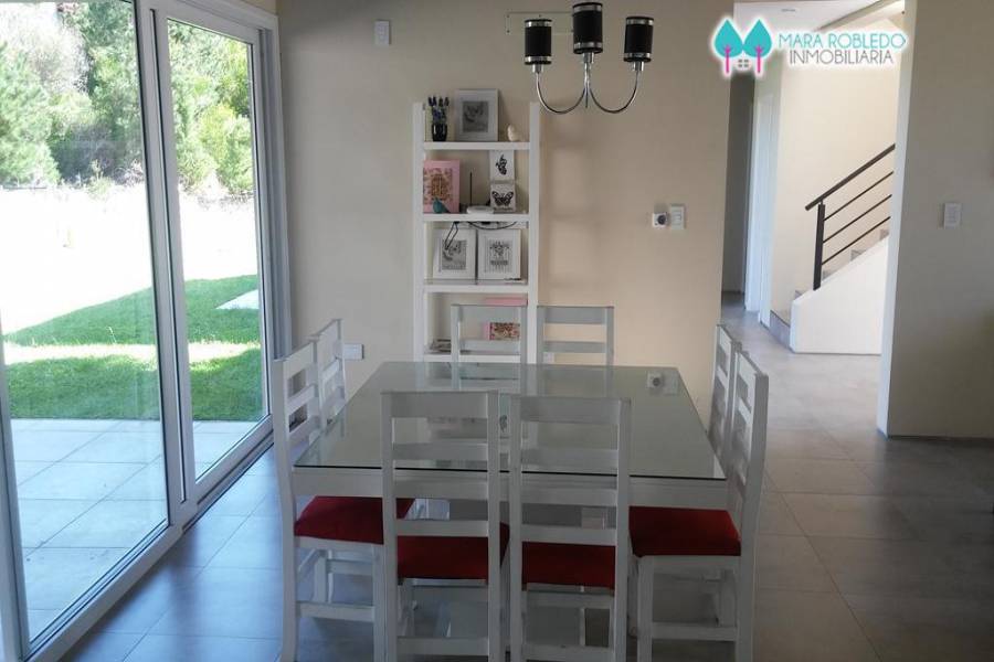 Costa Esmeralda,Buenos Aires,Argentina,4 Bedrooms Bedrooms,3 BathroomsBathrooms,Casas,RESIDENCIAL 1 LOTE 212,5556