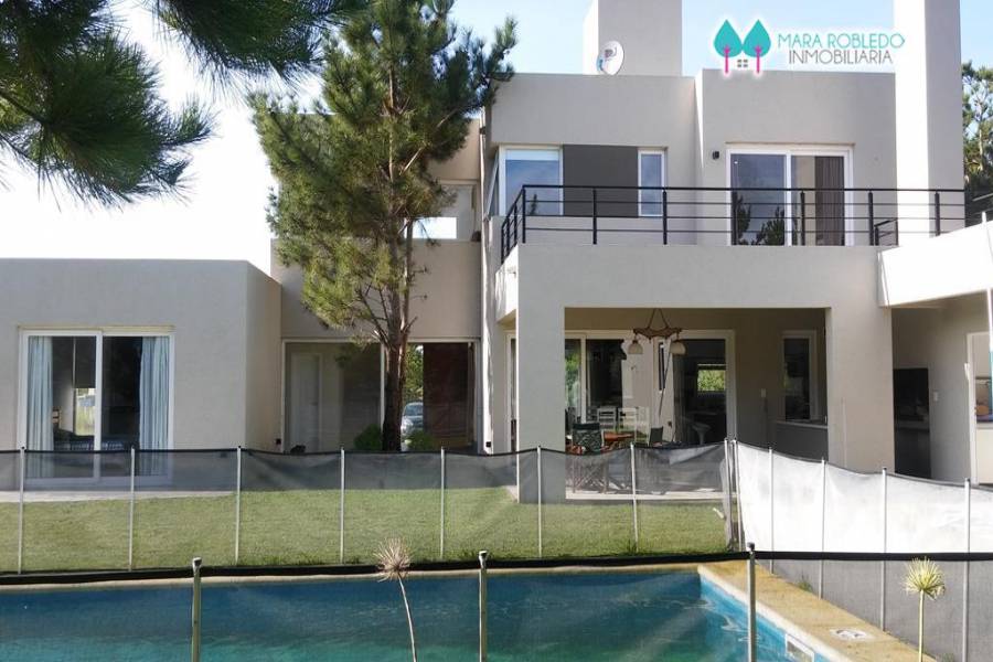 Costa Esmeralda,Buenos Aires,Argentina,4 Bedrooms Bedrooms,3 BathroomsBathrooms,Casas,RESIDENCIAL 1 LOTE 212,5556