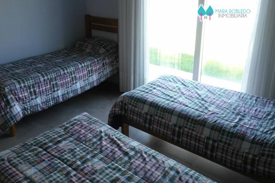 Costa Esmeralda,Buenos Aires,Argentina,4 Bedrooms Bedrooms,3 BathroomsBathrooms,Casas,RESIDENCIAL 1 LOTE 212,5556