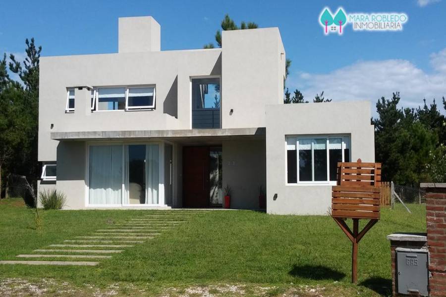 Costa Esmeralda,Buenos Aires,Argentina,4 Bedrooms Bedrooms,3 BathroomsBathrooms,Casas,RESIDENCIAL 1 LOTE 212,5556