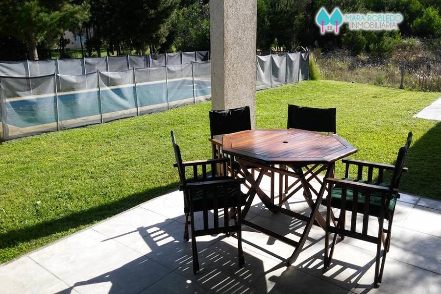 Costa Esmeralda,Buenos Aires,Argentina,4 Bedrooms Bedrooms,3 BathroomsBathrooms,Casas,RESIDENCIAL 1 LOTE 212,5556