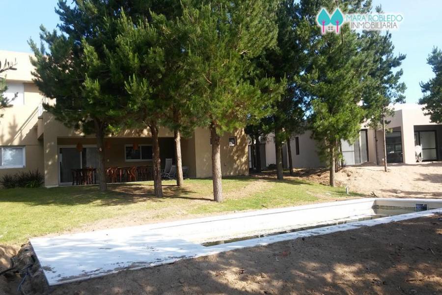 Costa Esmeralda,Buenos Aires,Argentina,5 Bedrooms Bedrooms,6 BathroomsBathrooms,Casas,RESIDENCIAL 1 LOTE 232,5559