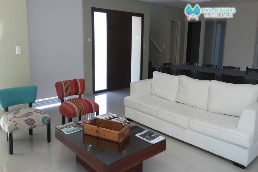 Costa Esmeralda,Buenos Aires,Argentina,5 Bedrooms Bedrooms,6 BathroomsBathrooms,Casas,RESIDENCIAL 1 LOTE 232,5559