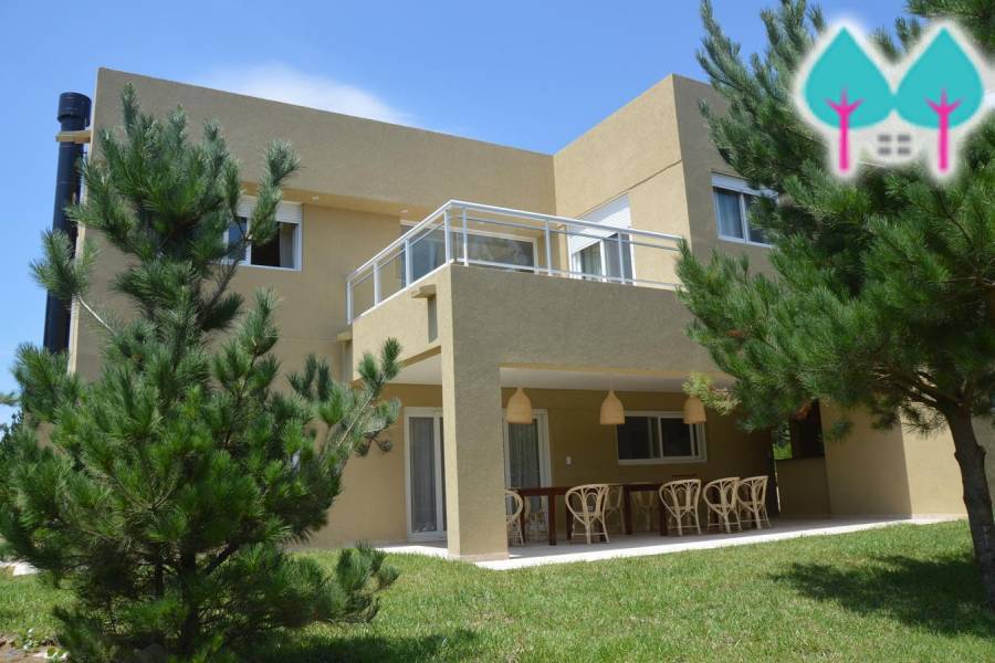 Costa Esmeralda,Buenos Aires,Argentina,5 Bedrooms Bedrooms,6 BathroomsBathrooms,Casas,RESIDENCIAL 1 LOTE 232,5559