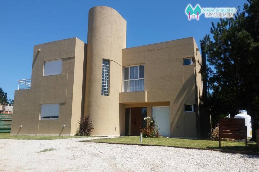 Costa Esmeralda,Buenos Aires,Argentina,5 Bedrooms Bedrooms,6 BathroomsBathrooms,Casas,RESIDENCIAL 1 LOTE 232,5559