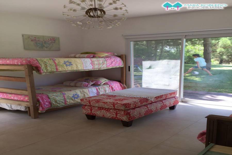 Costa Esmeralda,Buenos Aires,Argentina,5 Bedrooms Bedrooms,4 BathroomsBathrooms,Casas,RESIDENCIAL 1 LOTE 34,5565
