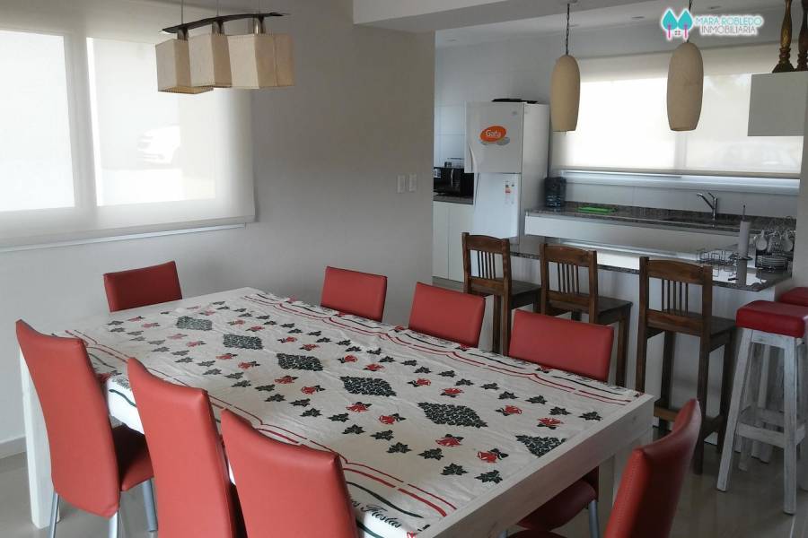 Costa Esmeralda,Buenos Aires,Argentina,3 Bedrooms Bedrooms,4 BathroomsBathrooms,Casas,RESIDENCIAL 1 LOTE 546,5571