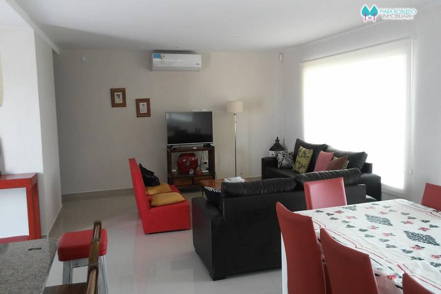 Costa Esmeralda,Buenos Aires,Argentina,3 Bedrooms Bedrooms,4 BathroomsBathrooms,Casas,RESIDENCIAL 1 LOTE 546,5571