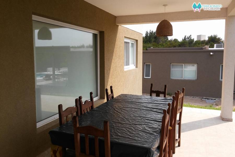 Costa Esmeralda,Buenos Aires,Argentina,3 Bedrooms Bedrooms,4 BathroomsBathrooms,Casas,RESIDENCIAL 1 LOTE 546,5571