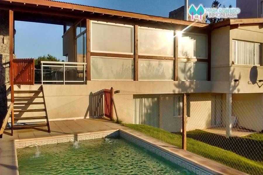 Costa Esmeralda,Buenos Aires,Argentina,4 Bedrooms Bedrooms,5 BathroomsBathrooms,Casas,RESIDENCIAL 1 LOTE 566,5573
