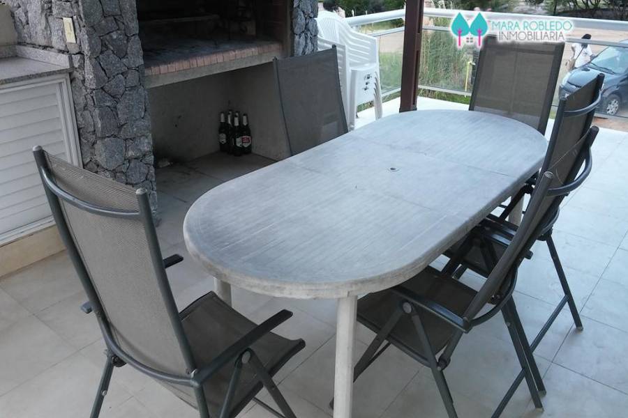 Costa Esmeralda,Buenos Aires,Argentina,4 Bedrooms Bedrooms,5 BathroomsBathrooms,Casas,RESIDENCIAL 1 LOTE 566,5573
