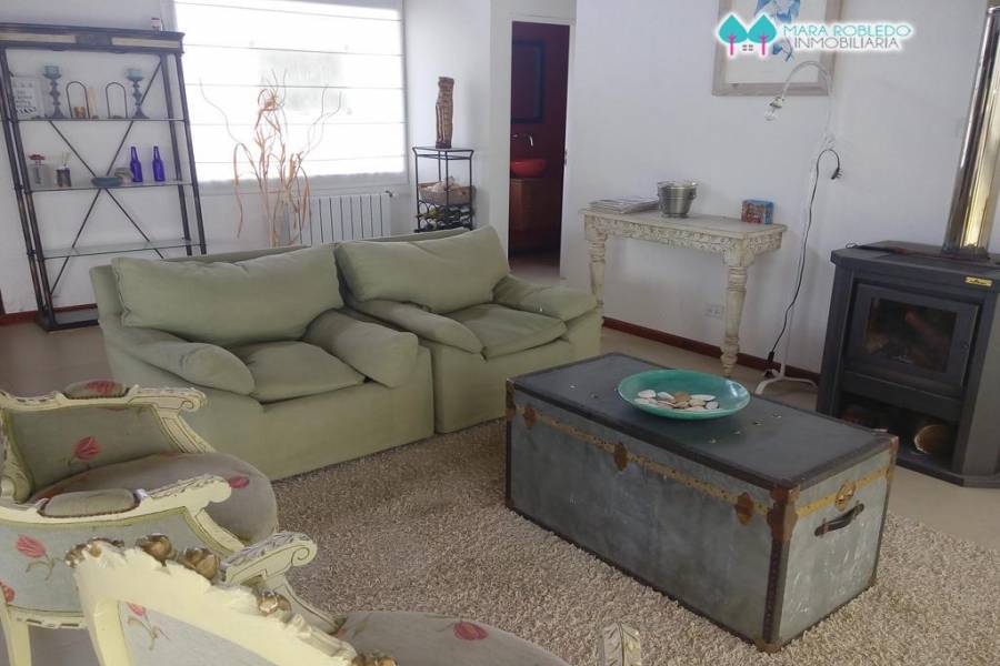 Costa Esmeralda,Buenos Aires,Argentina,4 Bedrooms Bedrooms,5 BathroomsBathrooms,Casas,RESIDENCIAL 1 LOTE 566,5573