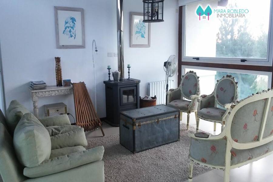 Costa Esmeralda,Buenos Aires,Argentina,4 Bedrooms Bedrooms,5 BathroomsBathrooms,Casas,RESIDENCIAL 1 LOTE 566,5573