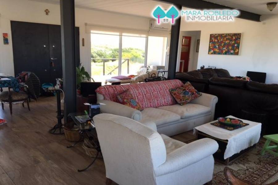 Costa Esmeralda,Buenos Aires,Argentina,4 Bedrooms Bedrooms,2 BathroomsBathrooms,Casas,RESIDENCIAL 1 LOTE 645,5581