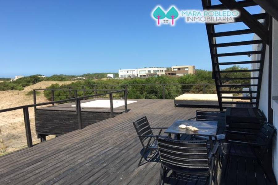 Costa Esmeralda,Buenos Aires,Argentina,4 Bedrooms Bedrooms,2 BathroomsBathrooms,Casas,RESIDENCIAL 1 LOTE 645,5581