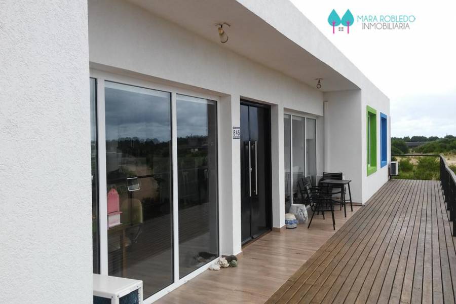 Costa Esmeralda,Buenos Aires,Argentina,4 Bedrooms Bedrooms,2 BathroomsBathrooms,Casas,RESIDENCIAL 1 LOTE 645,5581