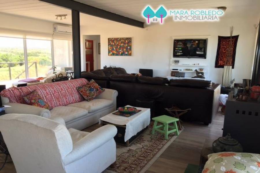 Costa Esmeralda,Buenos Aires,Argentina,4 Bedrooms Bedrooms,2 BathroomsBathrooms,Casas,RESIDENCIAL 1 LOTE 645,5581