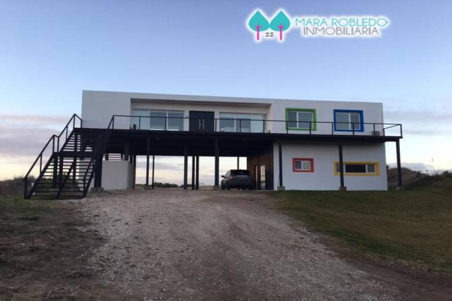 Costa Esmeralda,Buenos Aires,Argentina,4 Bedrooms Bedrooms,2 BathroomsBathrooms,Casas,RESIDENCIAL 1 LOTE 645,5581