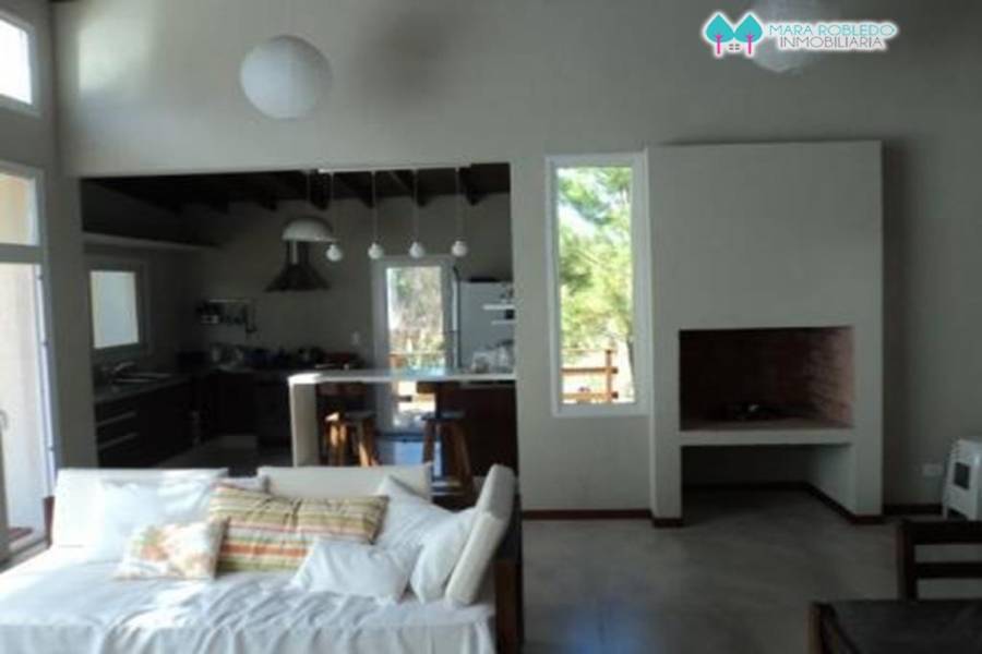 Costa Esmeralda,Buenos Aires,Argentina,4 Bedrooms Bedrooms,3 BathroomsBathrooms,Casas,RESIDENCIAL 1 LOTE 95,5587