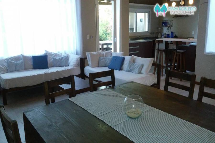 Costa Esmeralda,Buenos Aires,Argentina,4 Bedrooms Bedrooms,3 BathroomsBathrooms,Casas,RESIDENCIAL 1 LOTE 95,5587