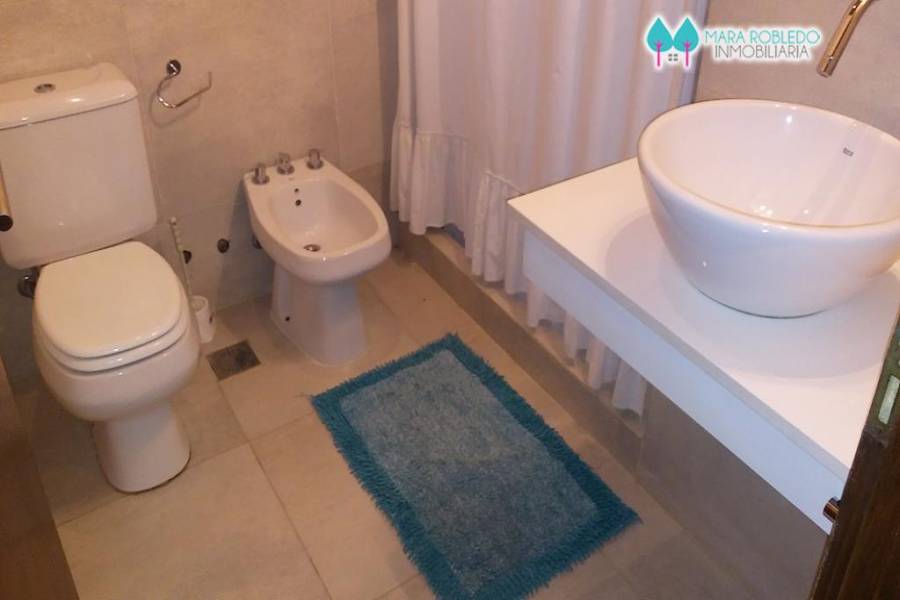 Costa Esmeralda,Buenos Aires,Argentina,4 Bedrooms Bedrooms,3 BathroomsBathrooms,Casas,RESIDENCIAL 1 LOTE 95,5587