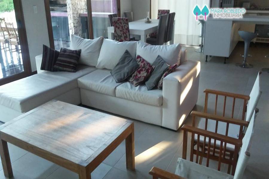Costa Esmeralda,Buenos Aires,Argentina,4 Bedrooms Bedrooms,3 BathroomsBathrooms,Casas,RESIDENCIAL 2 LOTE 139,5590