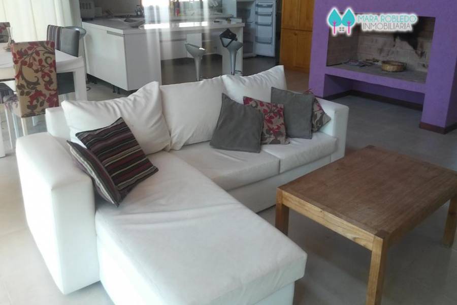 Costa Esmeralda,Buenos Aires,Argentina,4 Bedrooms Bedrooms,3 BathroomsBathrooms,Casas,RESIDENCIAL 2 LOTE 139,5590