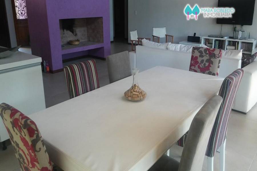 Costa Esmeralda,Buenos Aires,Argentina,4 Bedrooms Bedrooms,3 BathroomsBathrooms,Casas,RESIDENCIAL 2 LOTE 139,5590