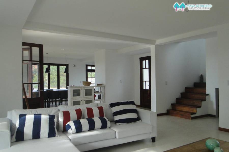Costa Esmeralda,Buenos Aires,Argentina,4 Bedrooms Bedrooms,3 BathroomsBathrooms,Casas,SENDEROS 1 LOTE 114,5596