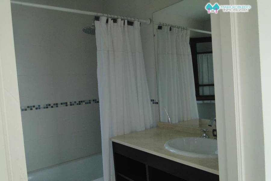 Costa Esmeralda,Buenos Aires,Argentina,4 Bedrooms Bedrooms,3 BathroomsBathrooms,Casas,SENDEROS 1 LOTE 114,5596