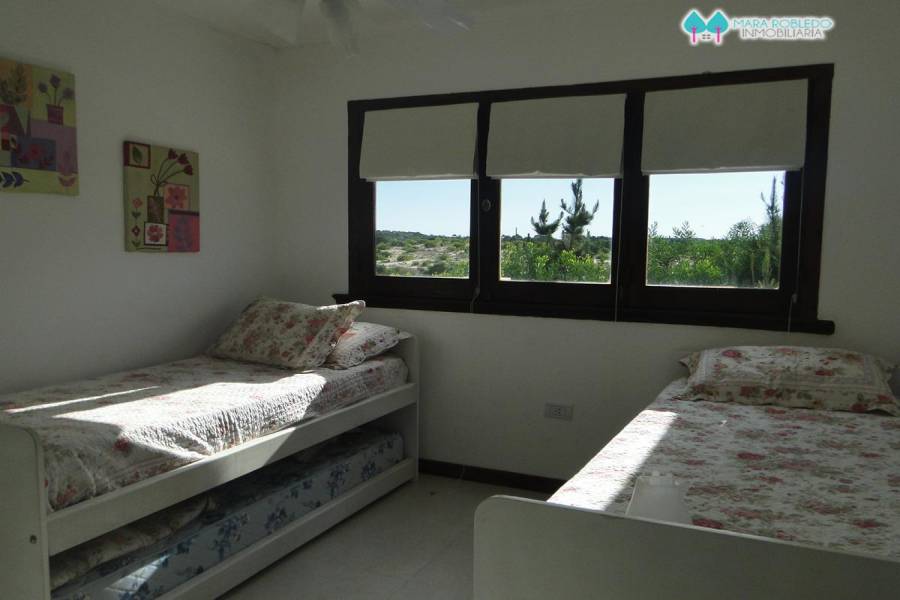 Costa Esmeralda,Buenos Aires,Argentina,4 Bedrooms Bedrooms,3 BathroomsBathrooms,Casas,SENDEROS 1 LOTE 114,5596