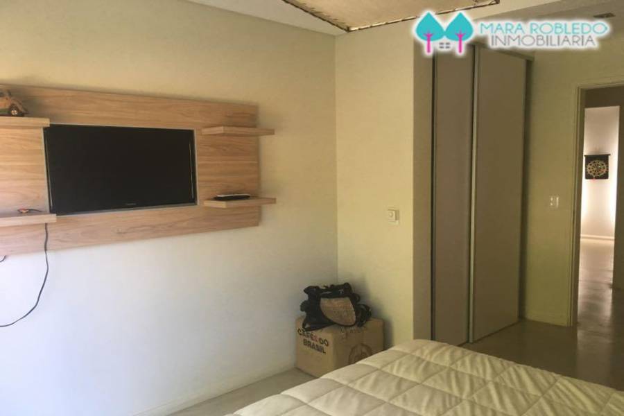 Costa Esmeralda,Buenos Aires,Argentina,4 Bedrooms Bedrooms,3 BathroomsBathrooms,Casas,SENDEROS 1 LOTE 124,5597