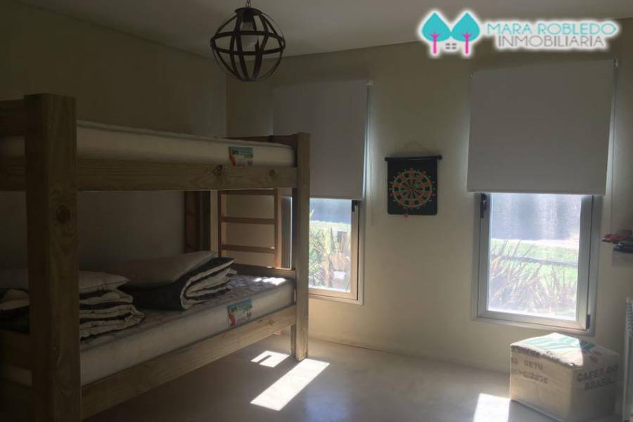 Costa Esmeralda,Buenos Aires,Argentina,4 Bedrooms Bedrooms,3 BathroomsBathrooms,Casas,SENDEROS 1 LOTE 124,5597