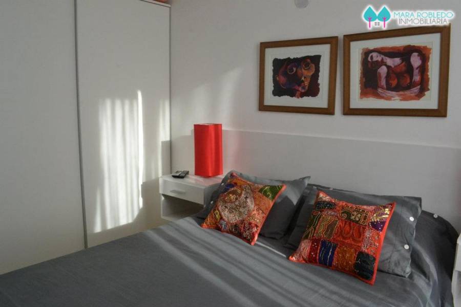 Pinamar,Buenos Aires,Argentina,2 Bedrooms Bedrooms,1 BañoBathrooms,Apartamentos,ALMEJAS 20 2° PISO,5619