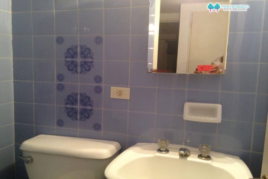 Pinamar,Buenos Aires,Argentina,2 Bedrooms Bedrooms,2 BathroomsBathrooms,Apartamentos,AV BUNGE 759 1° F,5625