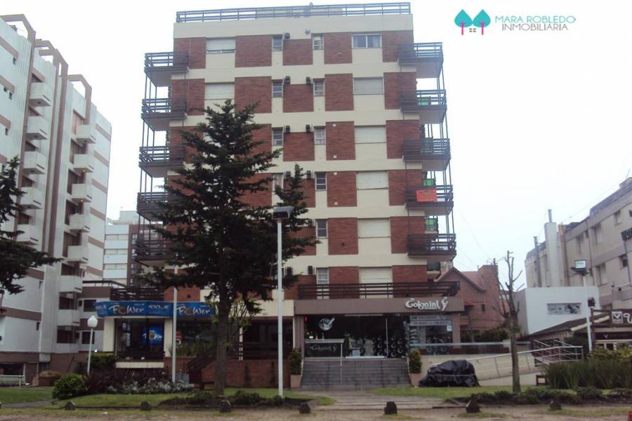 Pinamar,Buenos Aires,Argentina,2 Bedrooms Bedrooms,2 BathroomsBathrooms,Apartamentos,AV BUNGE 759 1° F,5625