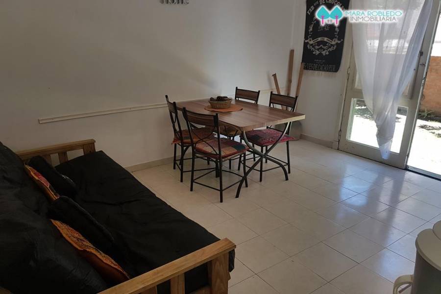 Pinamar,Buenos Aires,Argentina,1 Dormitorio Bedrooms,1 BañoBathrooms,Apartamentos,AV DEL MAR 1932,5627