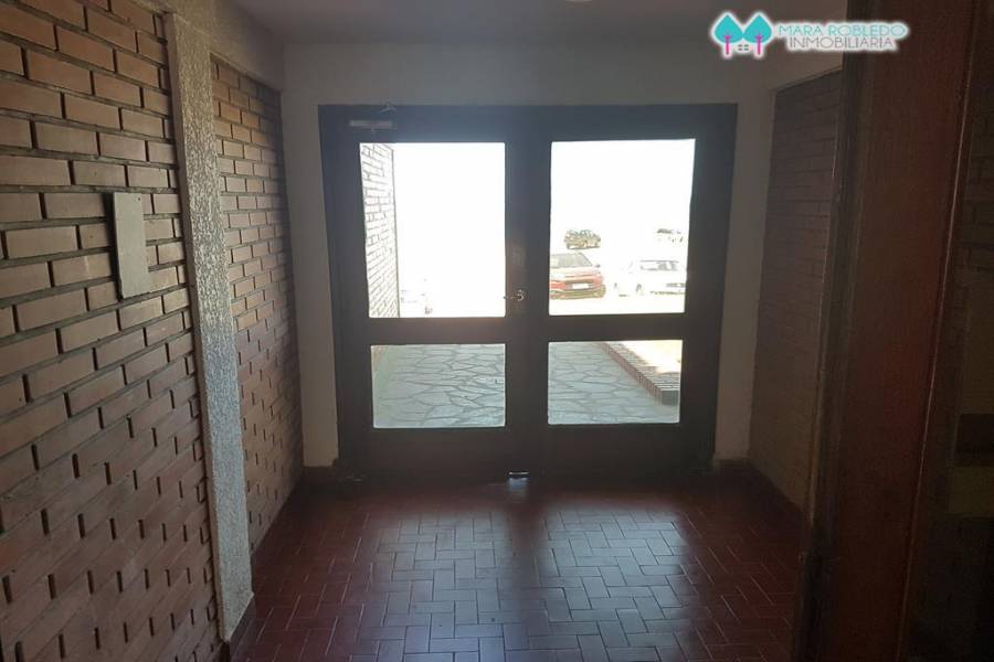 Pinamar,Buenos Aires,Argentina,1 Dormitorio Bedrooms,1 BañoBathrooms,Apartamentos,AV DEL MAR 1932,5627